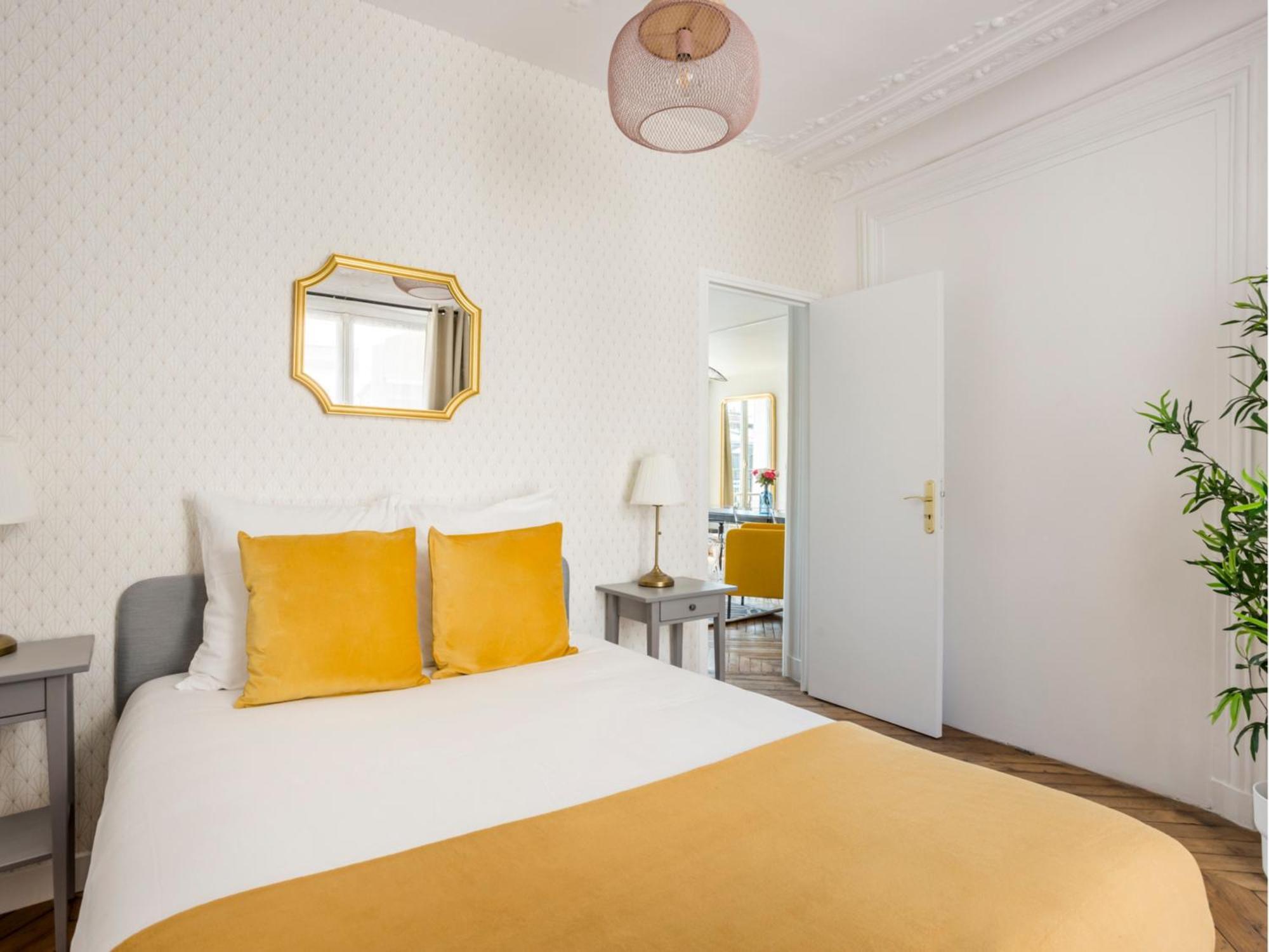Merveil Cozy - Tilsitt - Eiffel Tower View Apartment